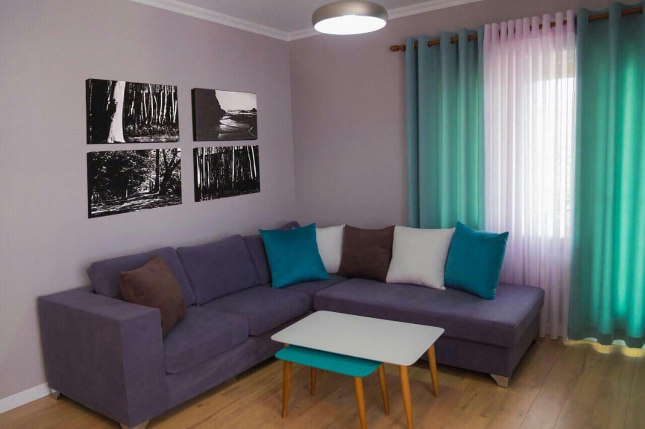 Modern Furnished Apartment With View Tiranë Luaran gambar