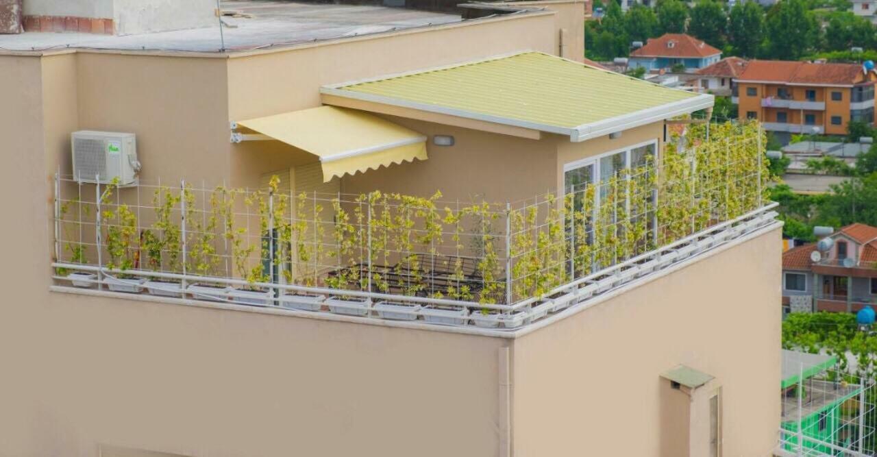 Modern Furnished Apartment With View Tiranë Luaran gambar
