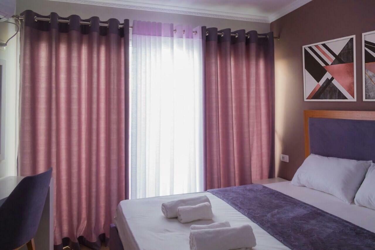 Modern Furnished Apartment With View Tiranë Luaran gambar